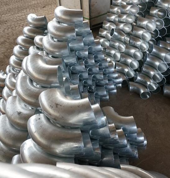 産品名稱：鍍鋅彎頭
